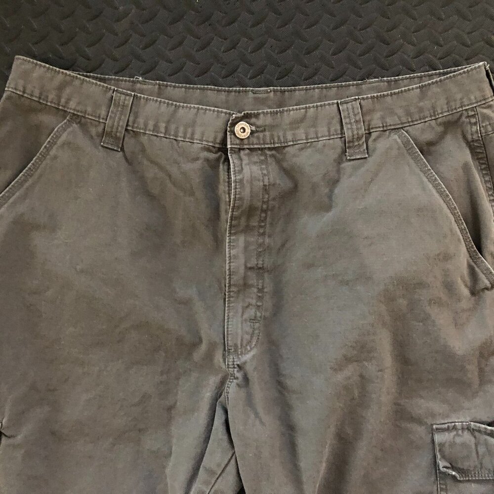 WRANGLER AUTHENTIC ISSUE CARGO PANTS SIZE 40x30 ZIP FRONT - Picture 2 of 10